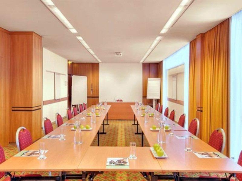 Courtyard By Marriott Linz Ξενοδοχείο Ανέσεις φωτογραφία