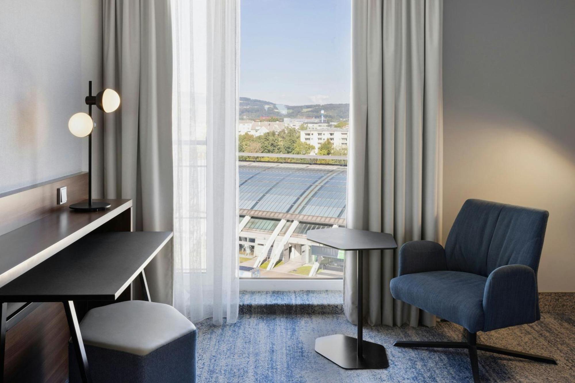 Courtyard By Marriott Linz Ξενοδοχείο Εξωτερικό φωτογραφία